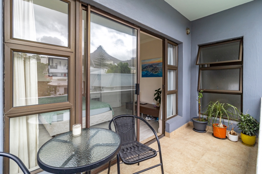 To Let 3 Bedroom Property for Rent in Sea Point Western Cape